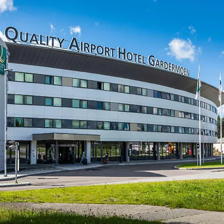 Quality Airport 4*