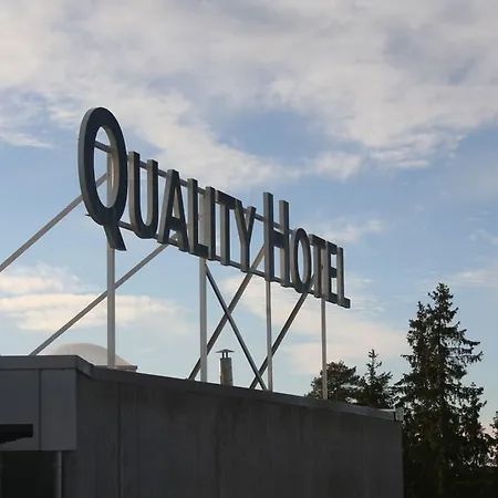 Quality Airport 4*