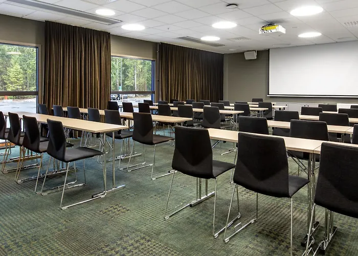 加勒穆恩机场品质酒店 酒店