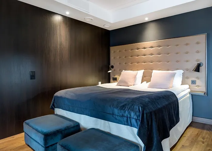 Quality Airport Hotel 4*