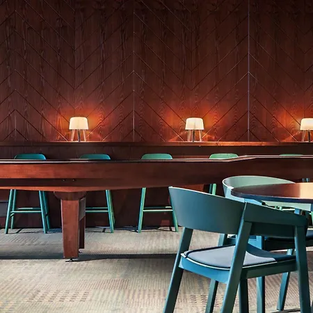 Quality Airport Hotel